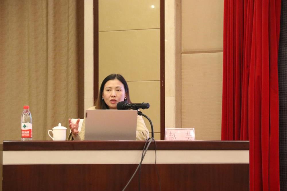 刘燕为学员授课学习现场参与互动现场学员赴科技馆观摩学习为学员代表